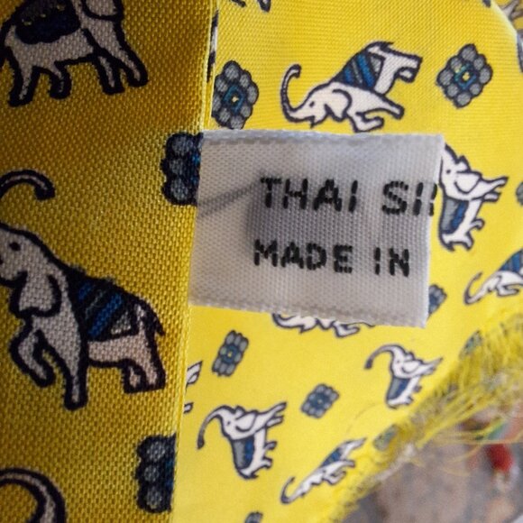 100% Thai Silk Yellow Elephant Print Scarf Sash Headwrap 9”x52” EUC - Picture 3 of 5
